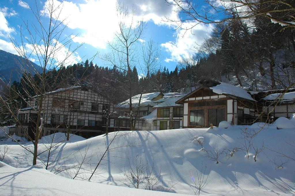 Hotel Kaikake Onsen Yuzawa  Zewnętrze zdjęcie